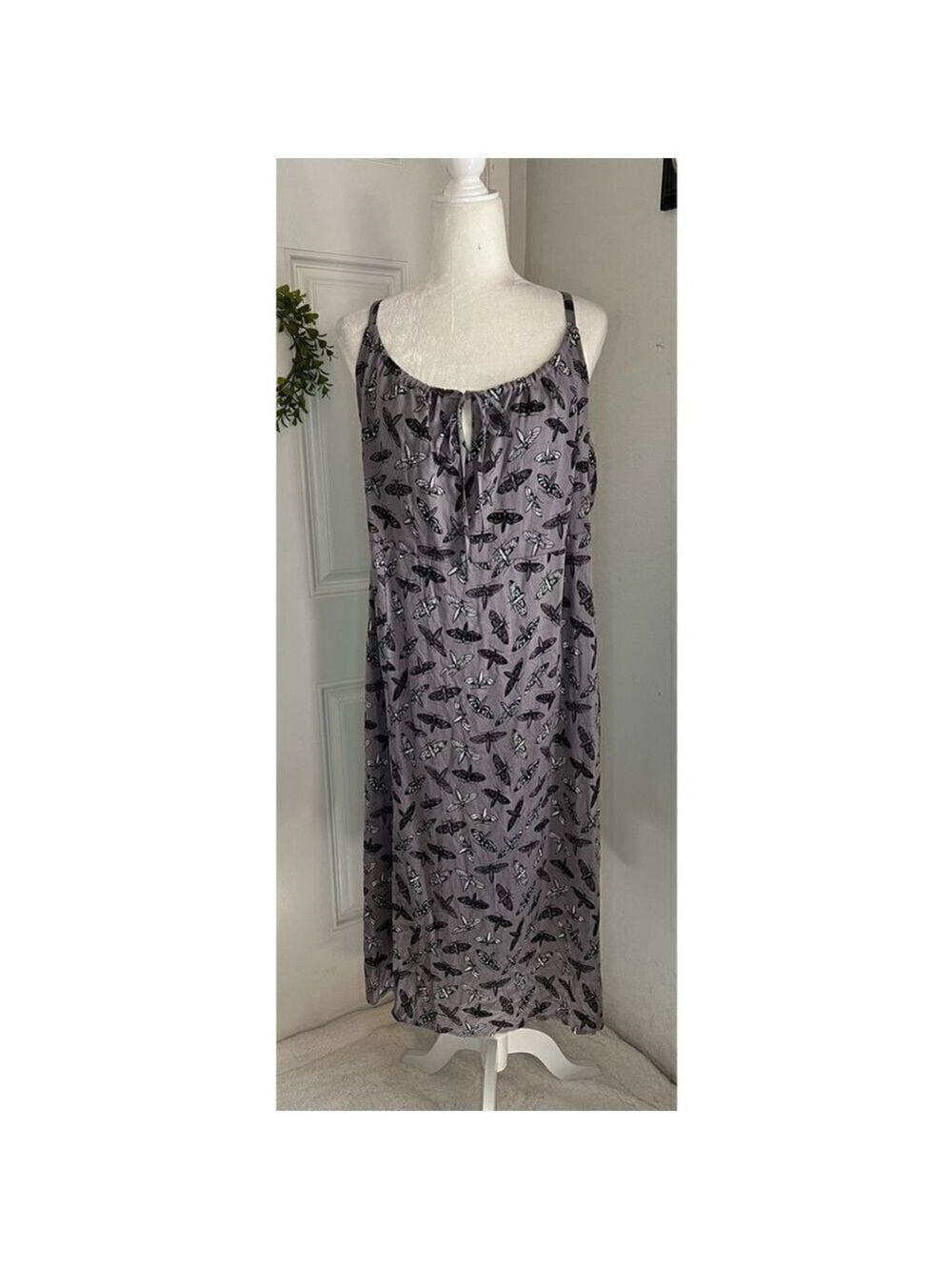 Moths Allover Print Midi Dress Plus Size 1 - Picture 2 of 8